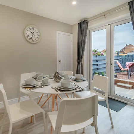 Silver 6pence Dom wakacyjny Whitby