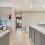 Silver 6pence Holiday home